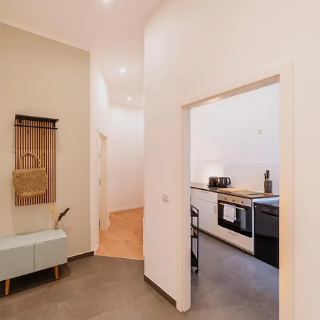 Spacious 2-bedroom In The Heart Of Friedrichshain Apartment