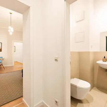 Spacious 2-bedroom In The Heart Of Friedrichshain